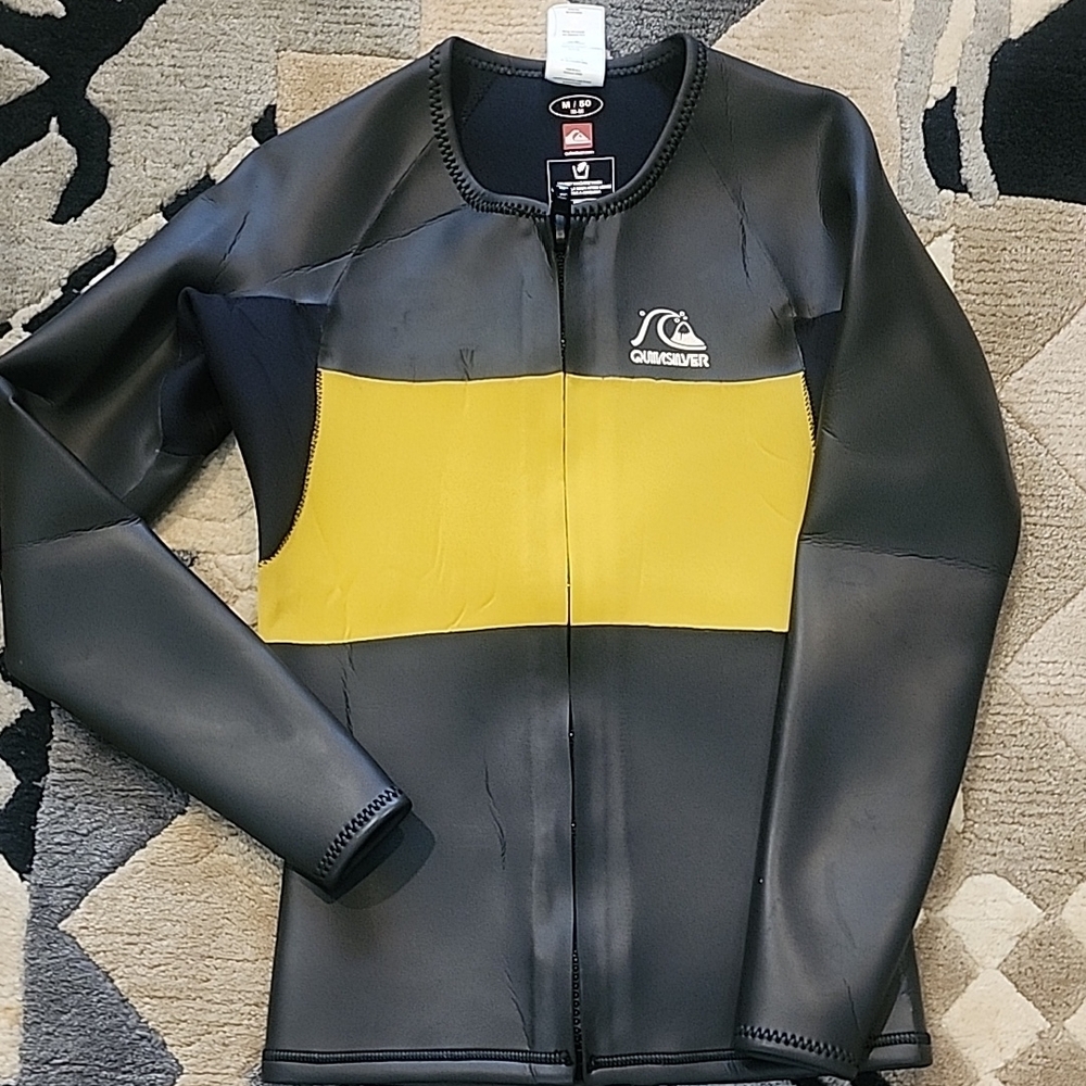 Quiksilver Black and Yellow Surf Jacket - Picture 2 of 12